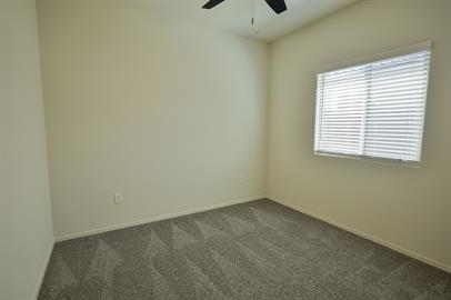 865 W Calle Falerno - Photo 7 of 39