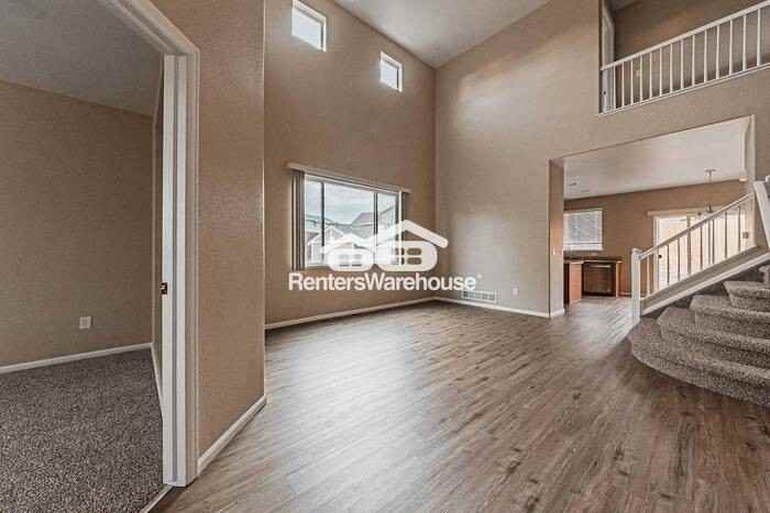 6590 Ancestra Dr - Photo 3 of 33