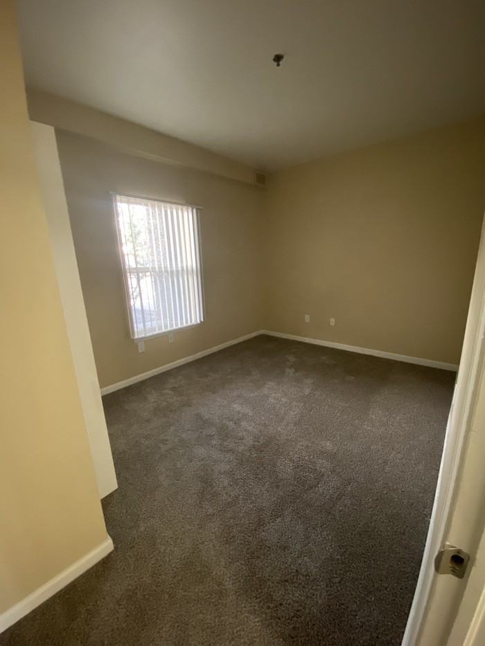 9458 Longs Peak Dr #112 - Photo 7 of 24