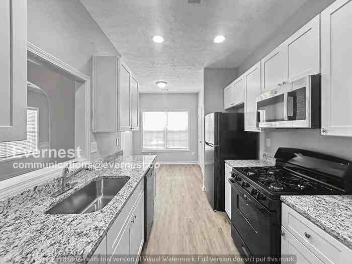 608 Addison Way - Photo 3 of 21