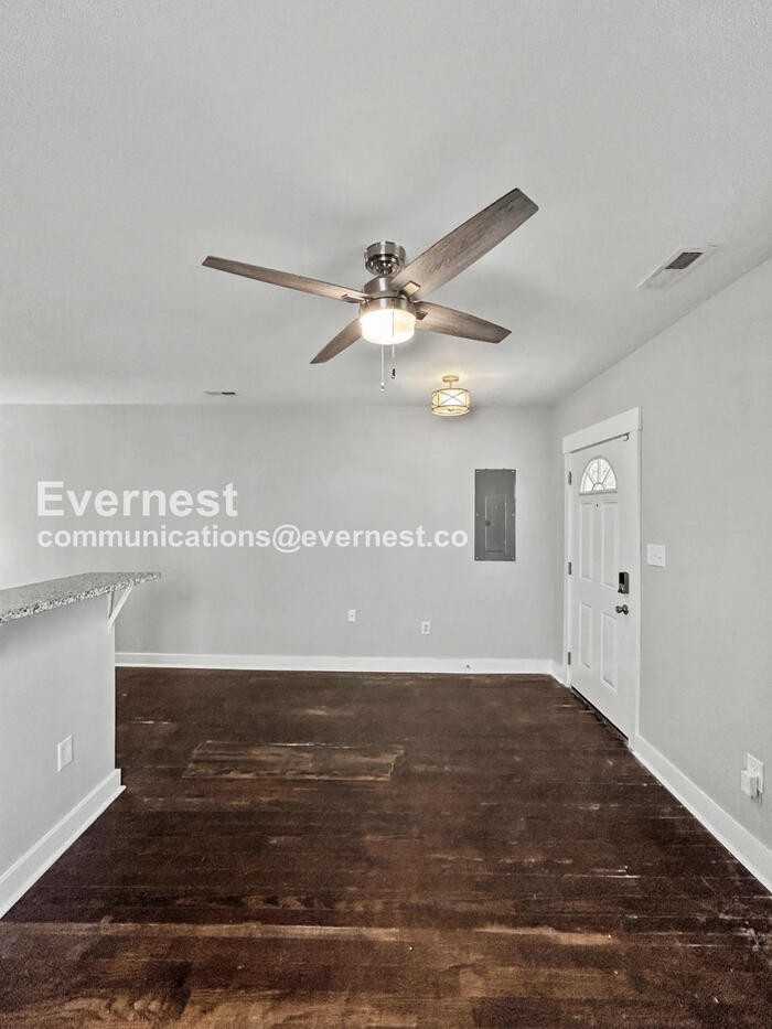 2214 Joplin Ave - Photo 4 of 18