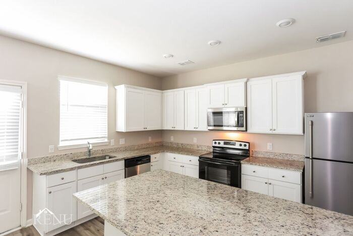 2022 Delta Downs Dr - Photo 2 of 18