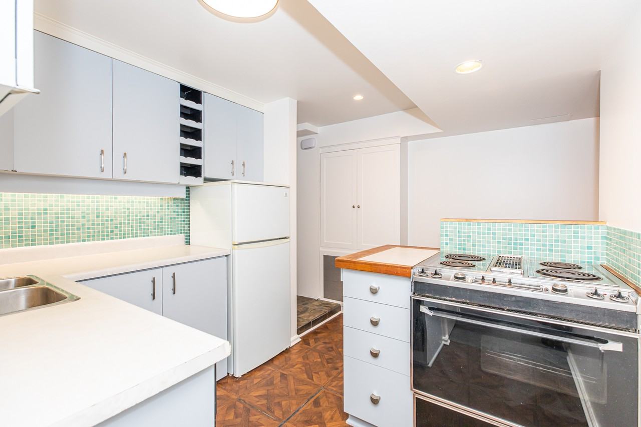 King Edward Ave & Daly Ave #B - Photo 3 of 15