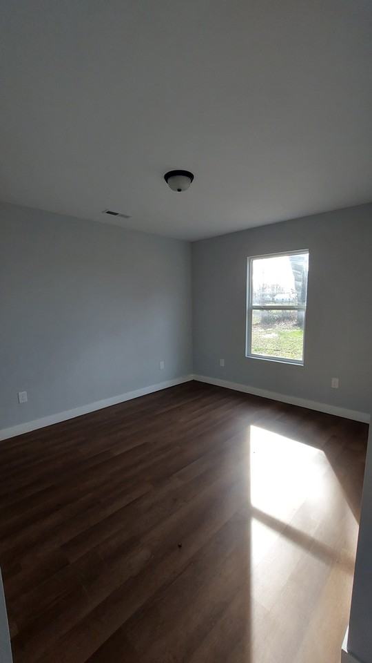 821 S Muldrow St #NA - Photo 5 of 9