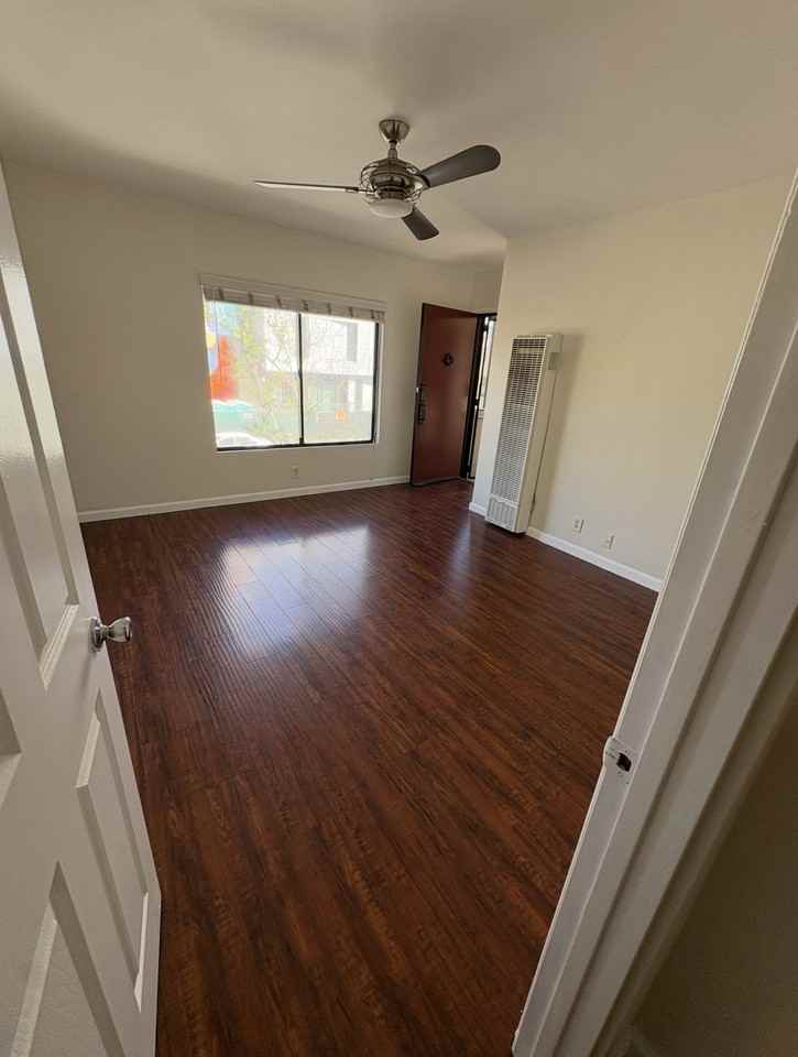 7160 Lexington Ave #7160 - Photo 7 of 10