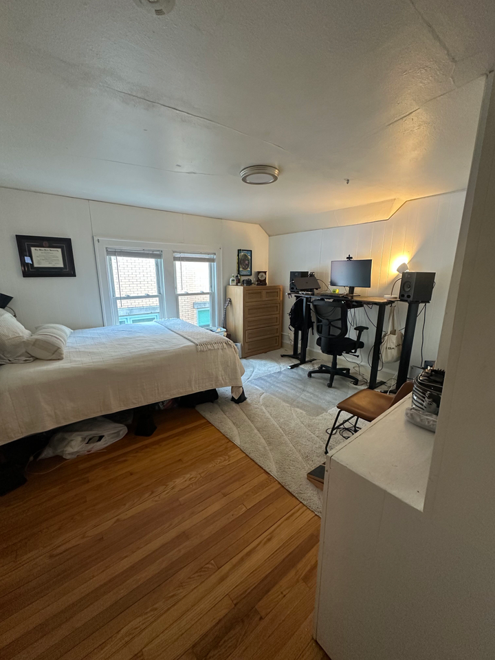 325 W Wilson St #3 - Photo 6 of 14