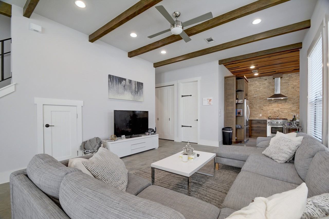 1917 David St #A - Photo 6 of 18