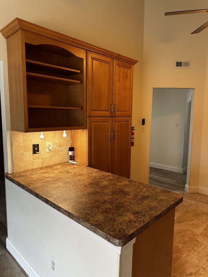 1309 Golden Pl #1309 - Photo 4 of 13