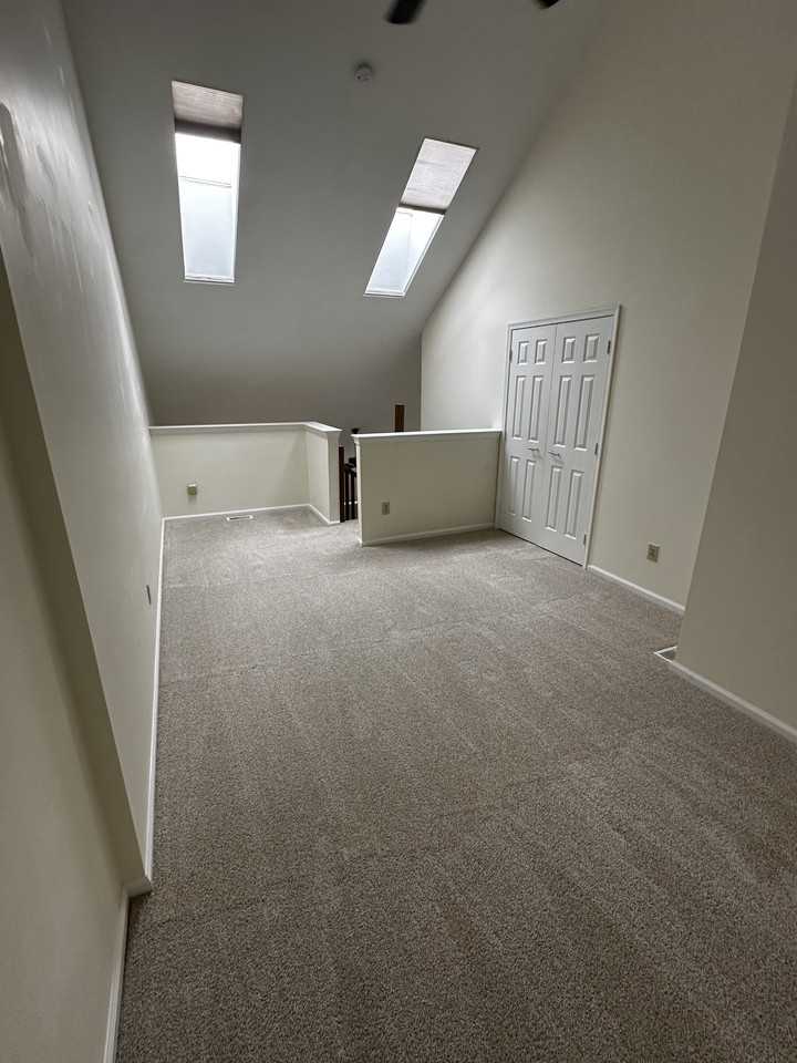 1309 Golden Pl #1309 - Photo 6 of 13