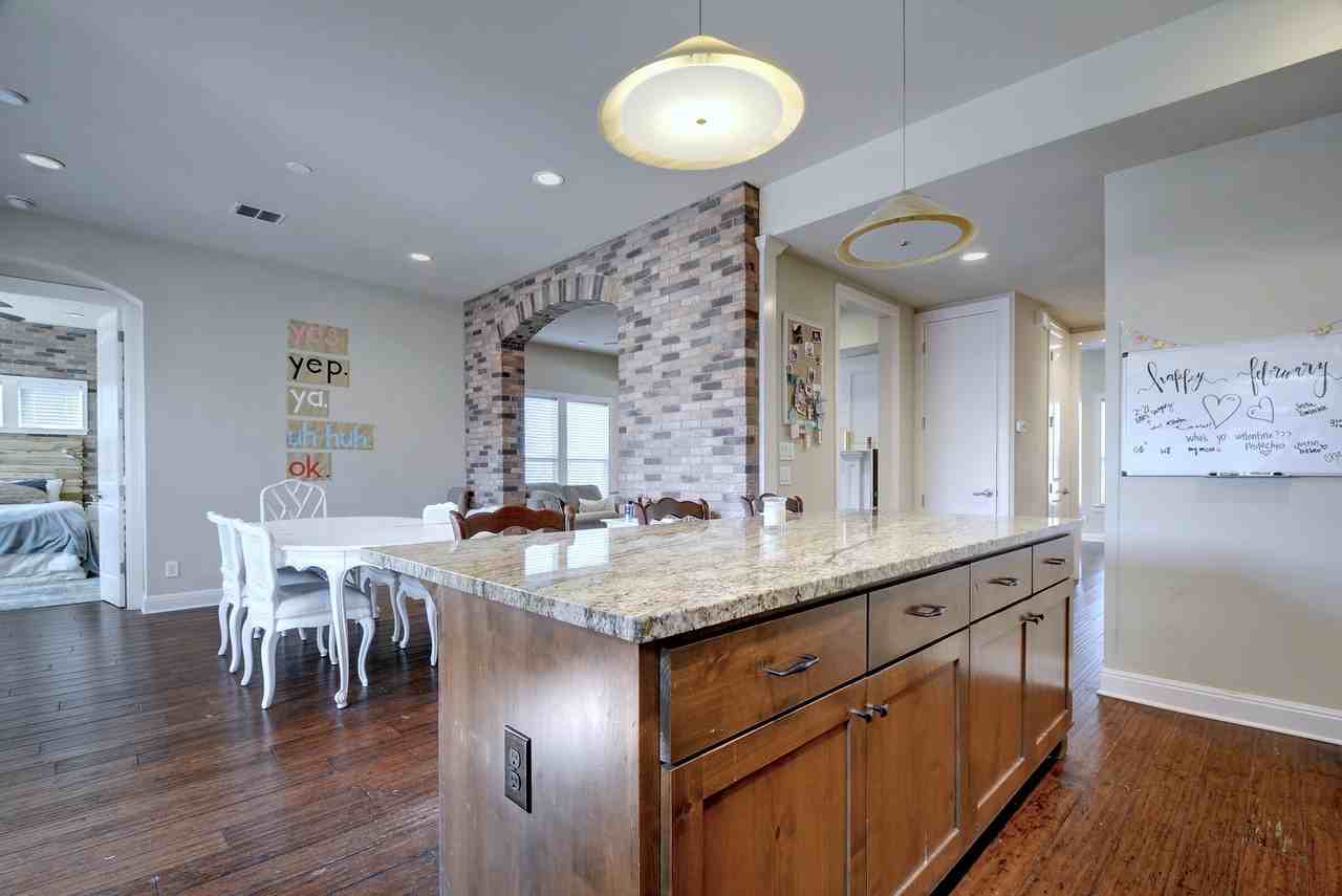 3005 Washington Sq #NA - Photo 7 of 28