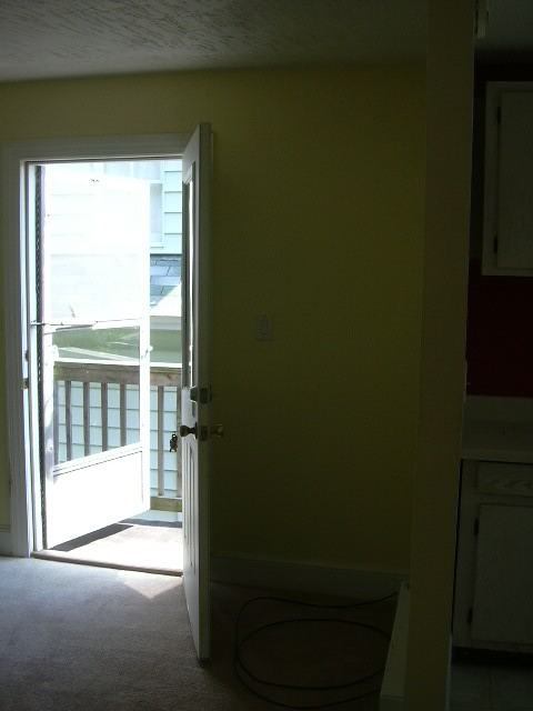 40 Virginia Ave #2 - Photo 3 of 11