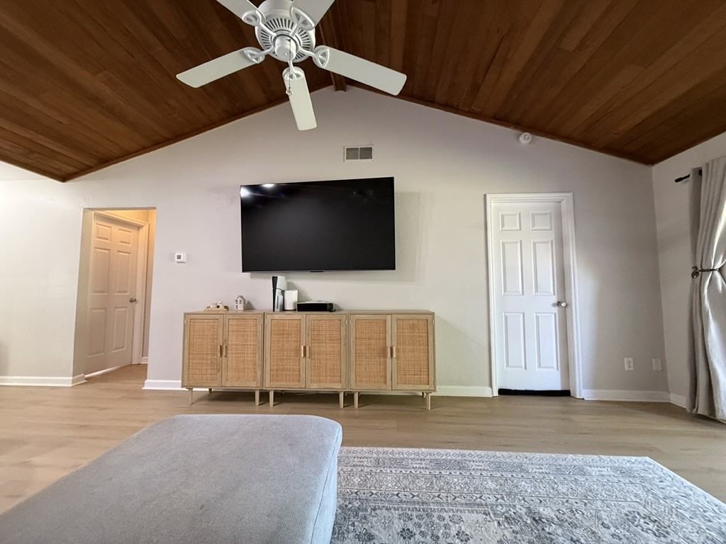 9311 Lennex Ln #9311 - Photo 5 of 49