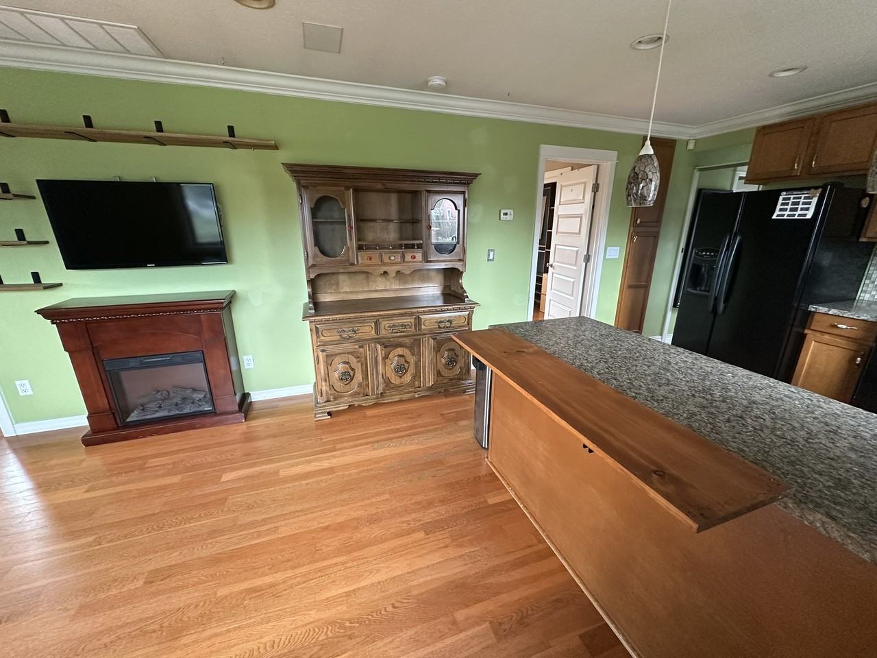 701 S 59th St #NA - Photo 6 of 50