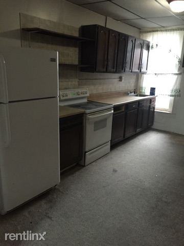 602 Howard Ave - Photo 2 of 6