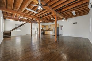 featured image of 664 E Meeting St #2