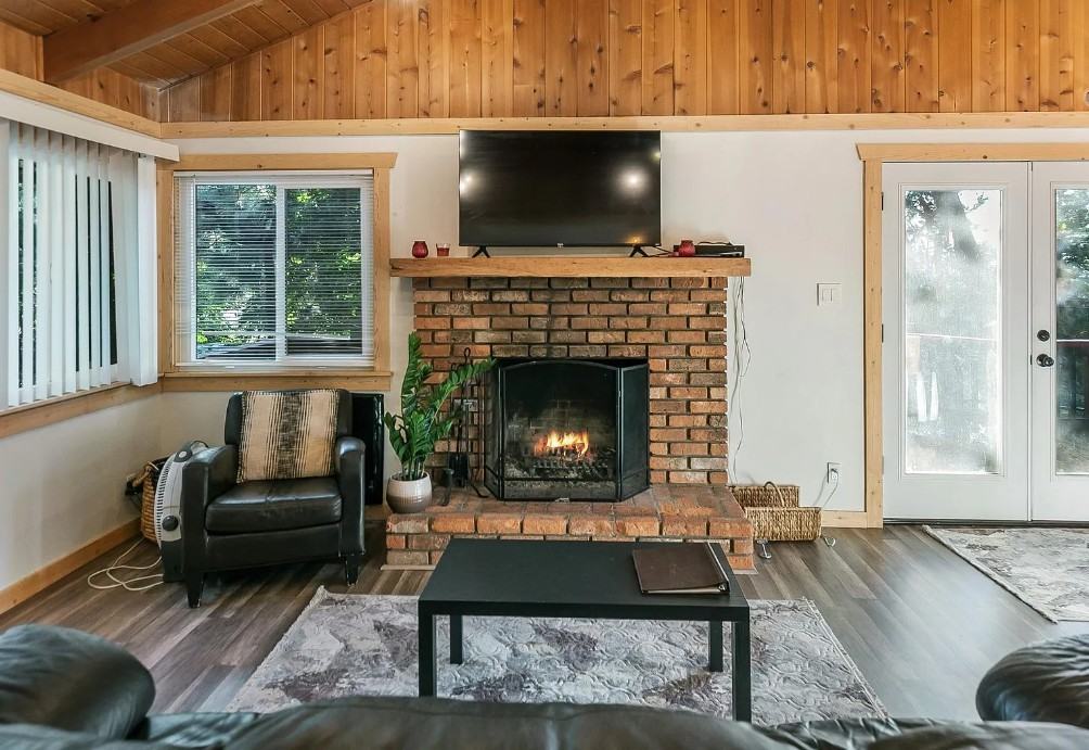 N Arrowhead Ave #NA - Photo 5 of 16