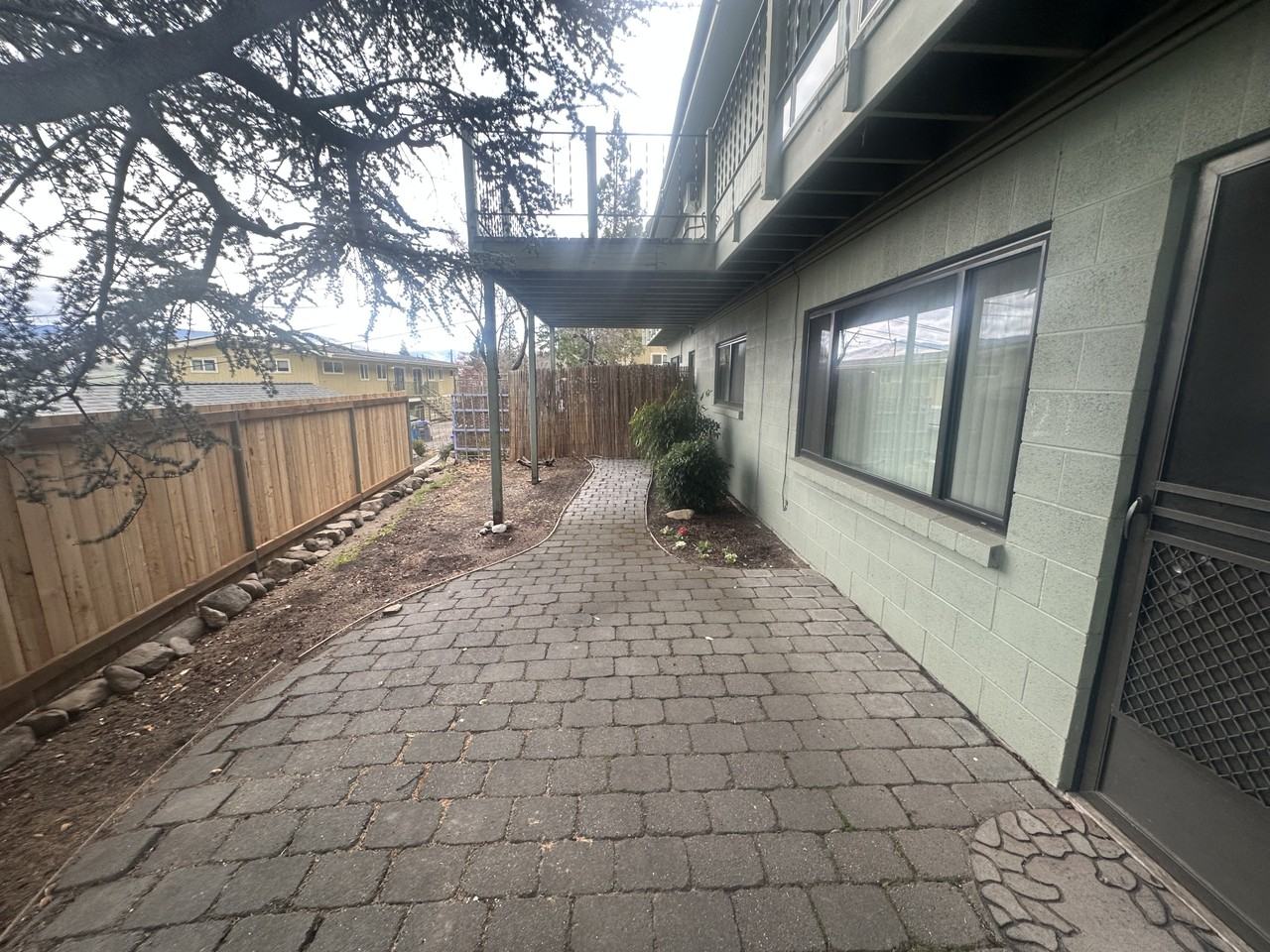 215 Vista St #213 - Photo 3 of 15