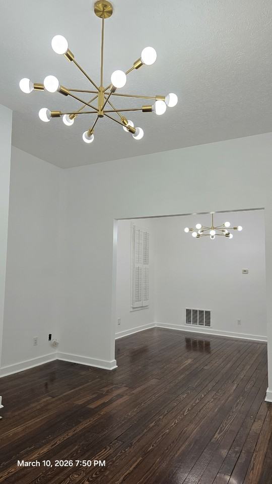 1428 S Floyd St #1 - Photo 2 of 13