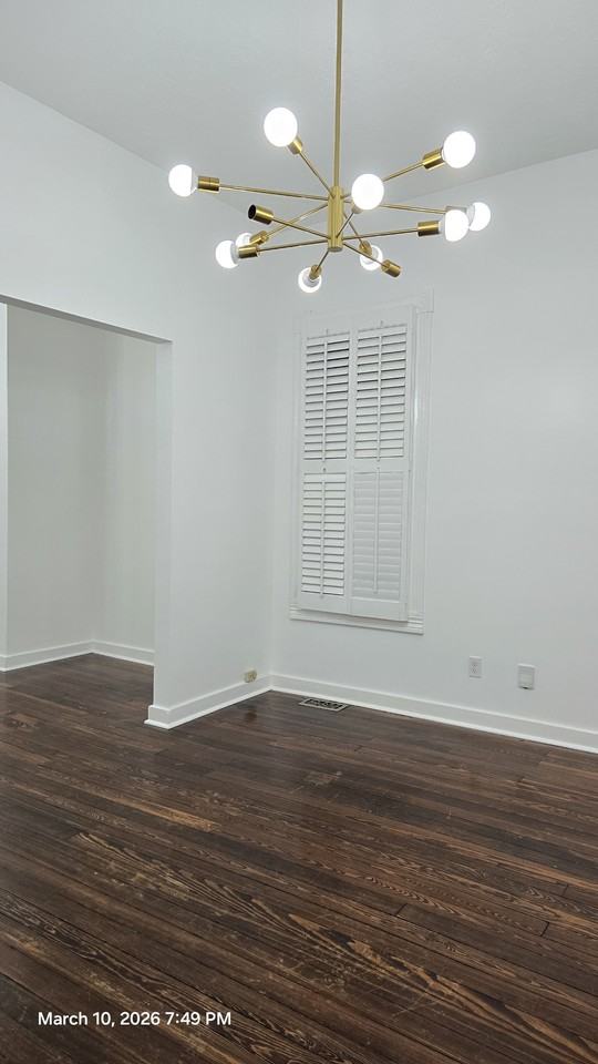 1428 S Floyd St #1 - Photo 5 of 13