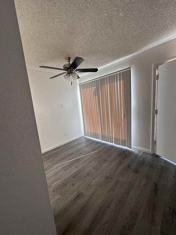 81901 Shadow Palm Ave #92 - Photo 3 of 5