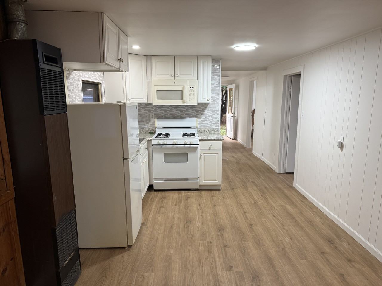 1665 Spruce St #NA - Photo 2 of 17