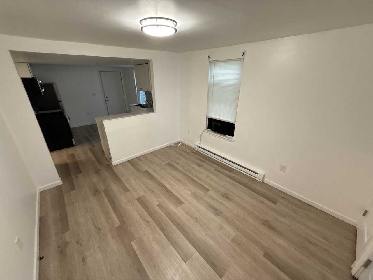 934 Broadway #1 - Photo 2 of 6