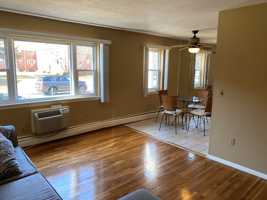 featured image of 8 Regency Park Dr #8