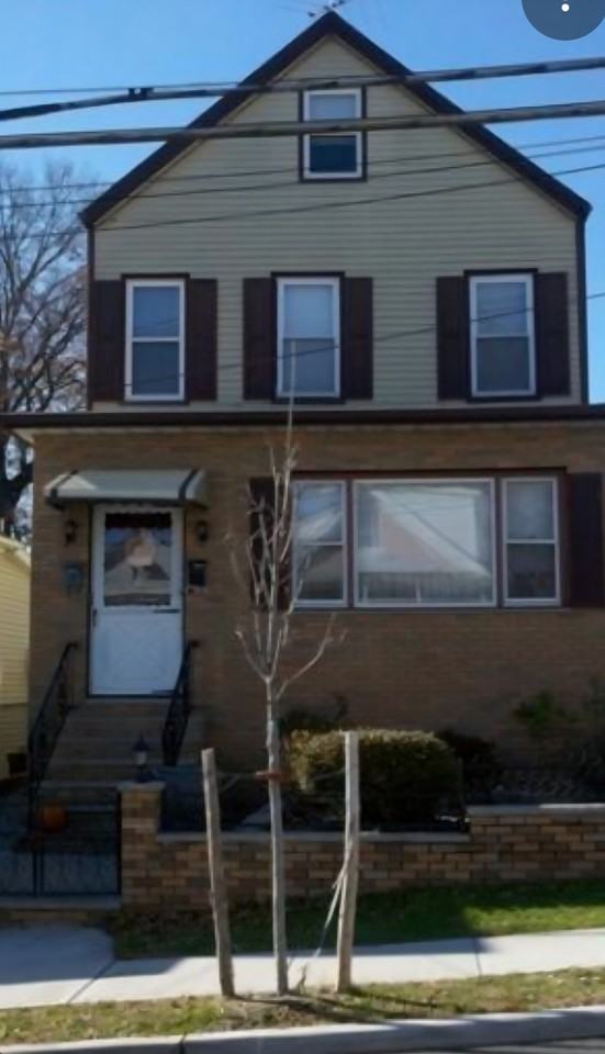 279 Palisade Ave #2ndFL