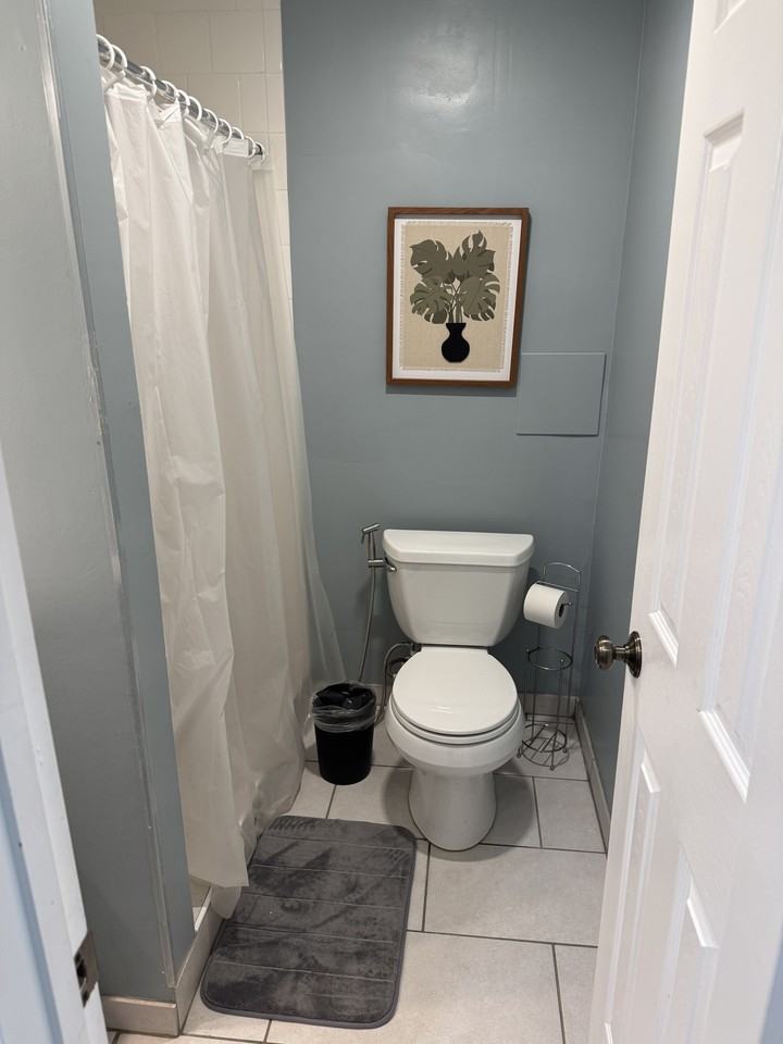 2202 Coleridge Dr #NA - Photo 4 of 20