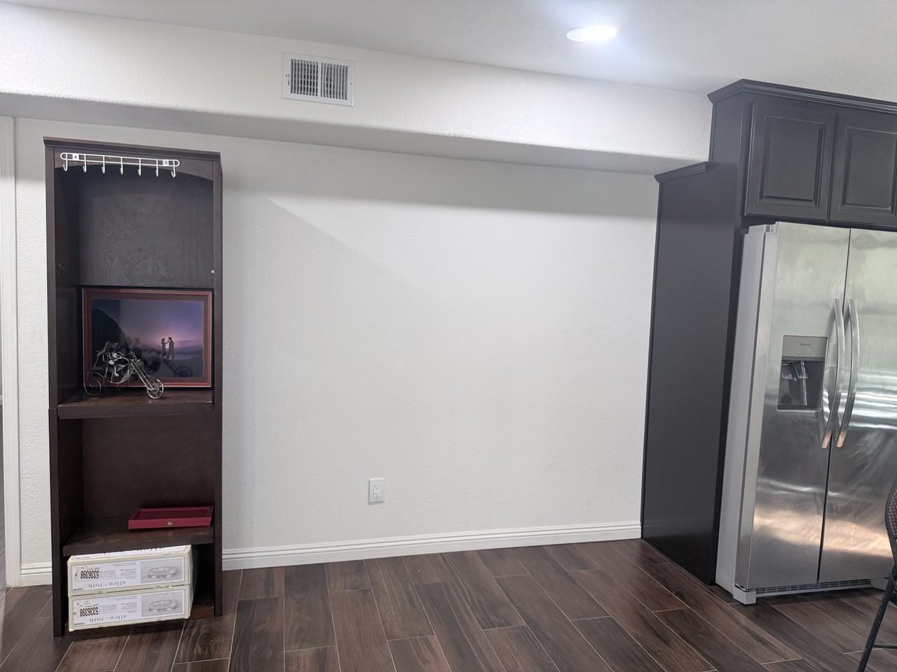 3095 Bonita Woods Dr #B - Photo 7 of 12