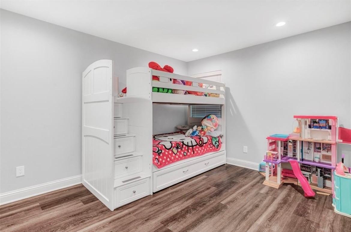 N Graves St #206 - Photo 7 of 10