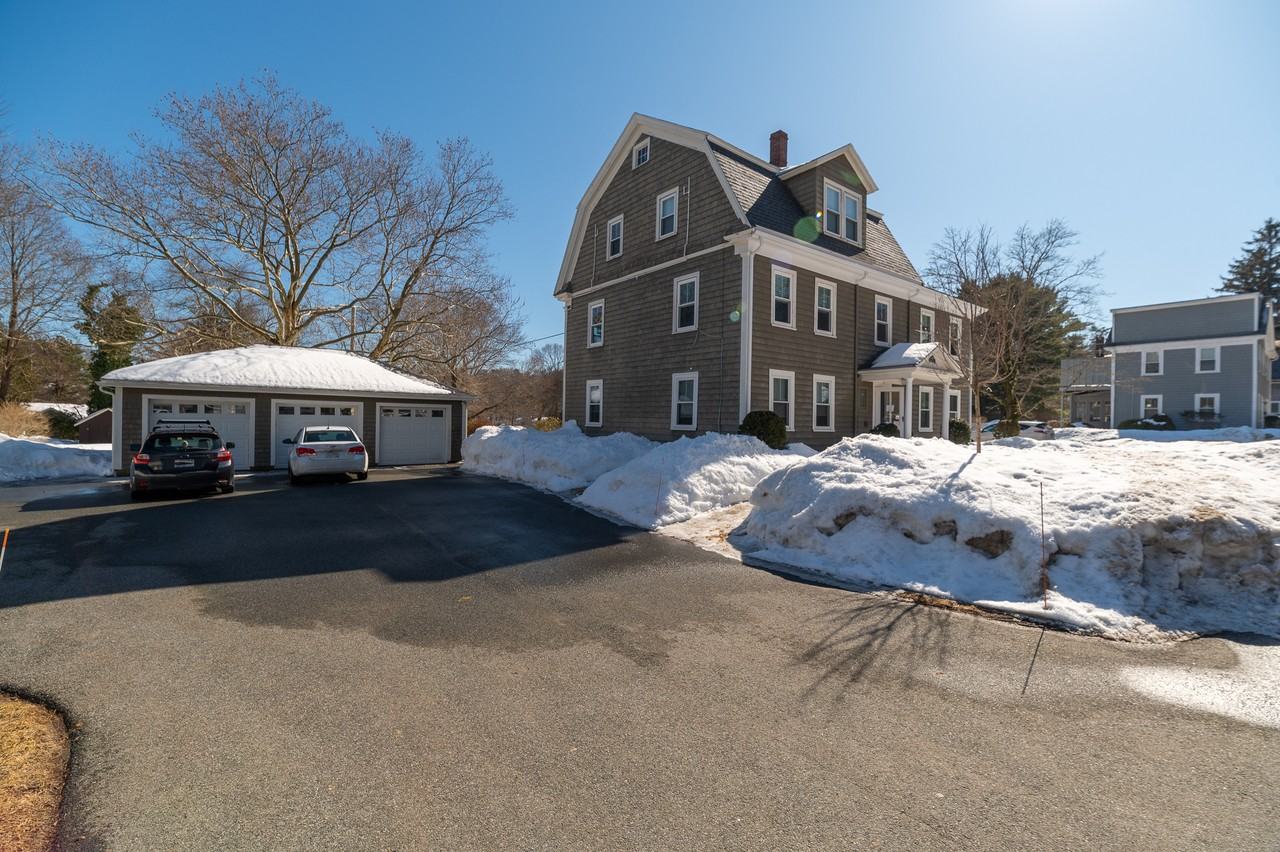 329 Summer St #2 - Photo 6 of 7