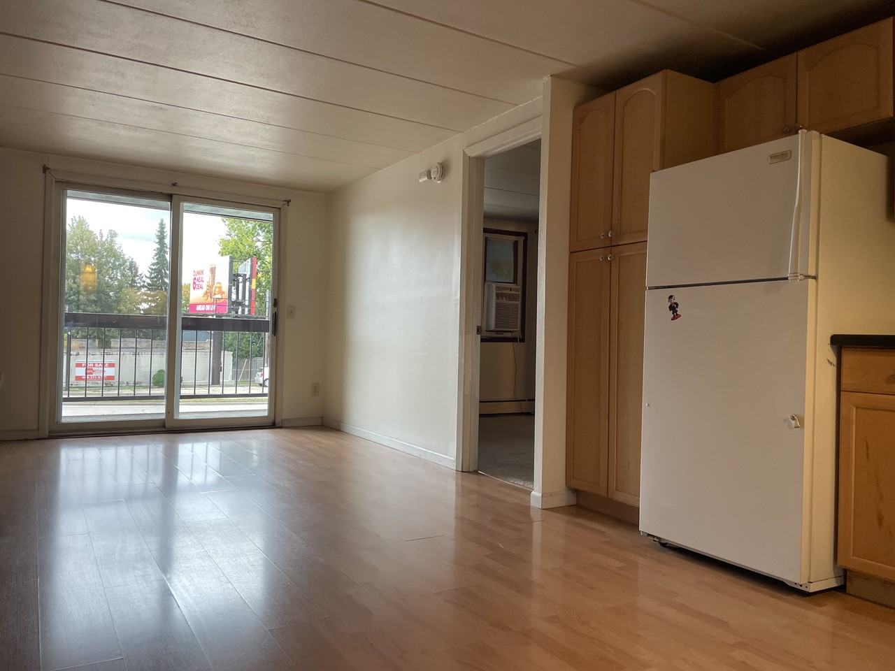 408 S Park St #1 - Photo 3 of 14