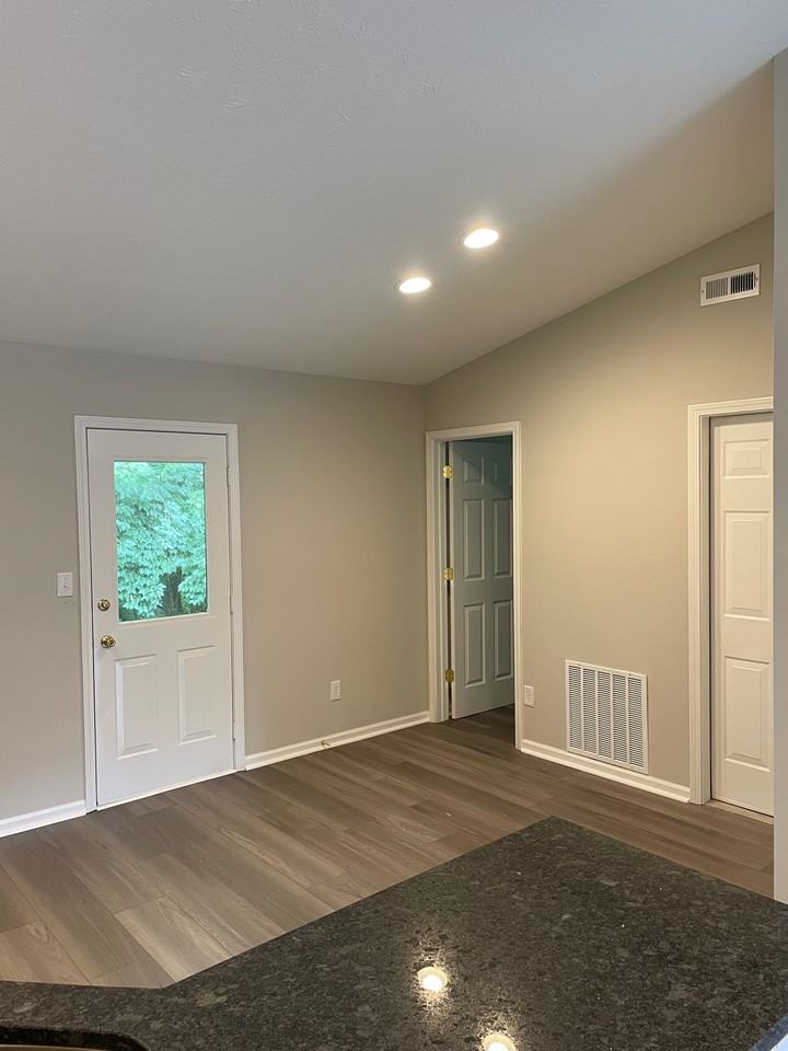 10750 N Park Ave #NA - Photo 7 of 15