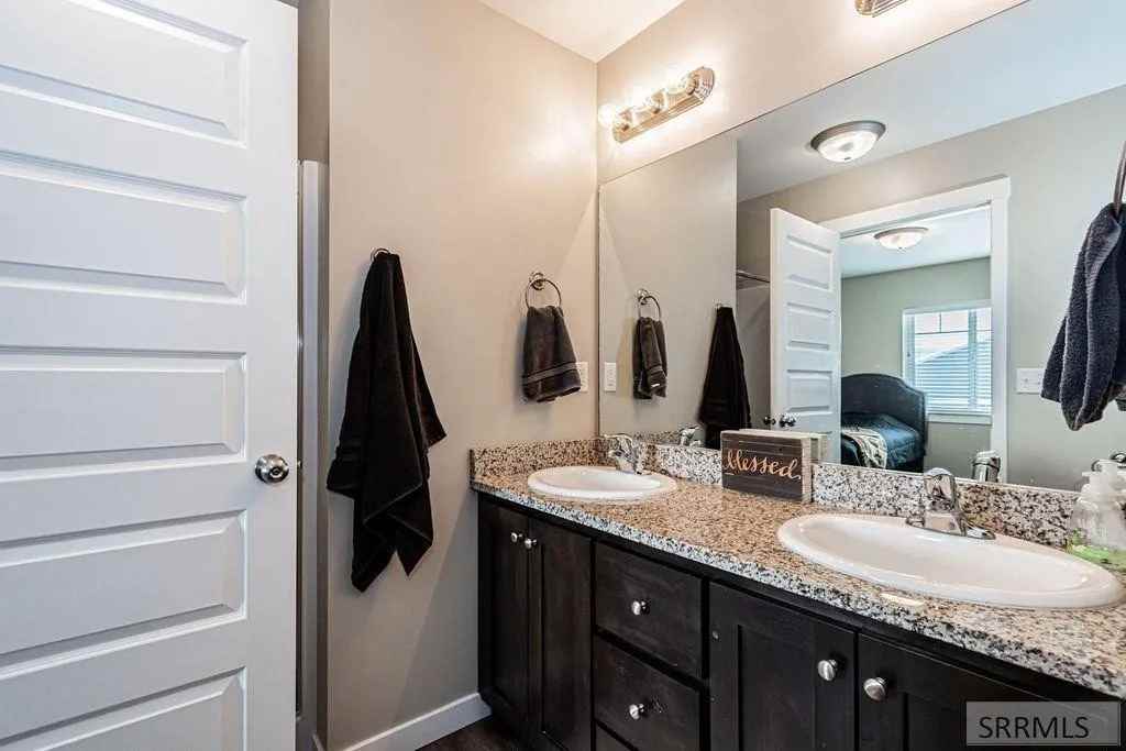 780 Trails End #1 - Photo 6 of 25