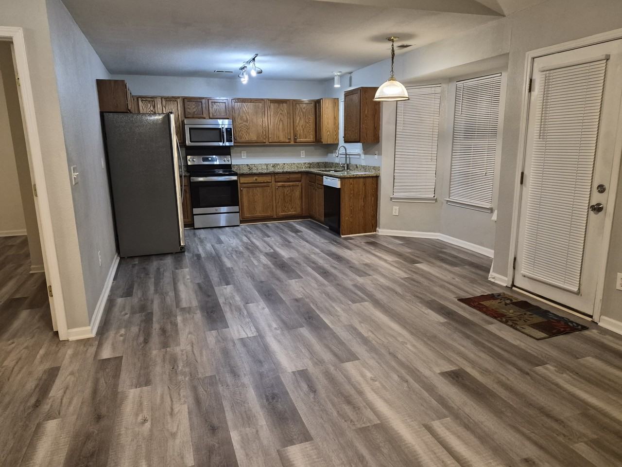 7003 Coble Ave #NA - Photo 2 of 9