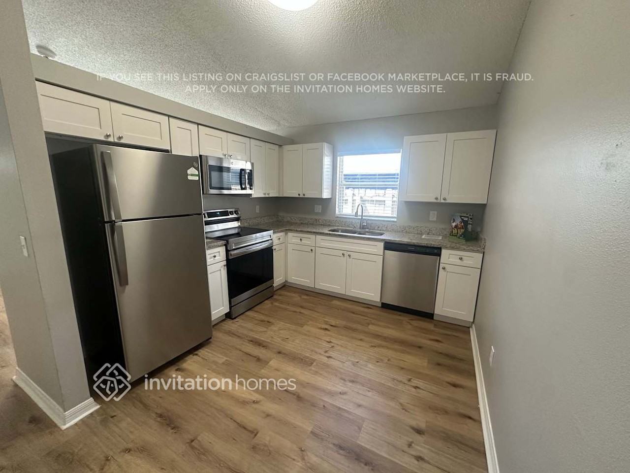 5621 Piney Ridge Dr - Photo 6 of 16