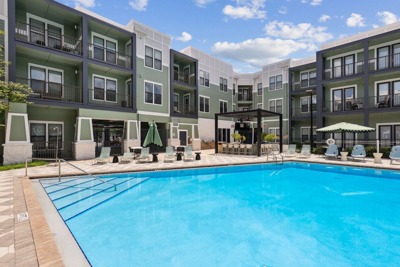 Noho Flats - Photo 2 of 50