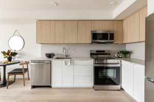 featured image of 340 Campbell St