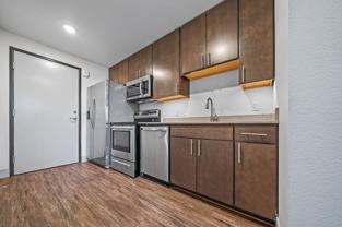 Everett - Photo 1 of 1