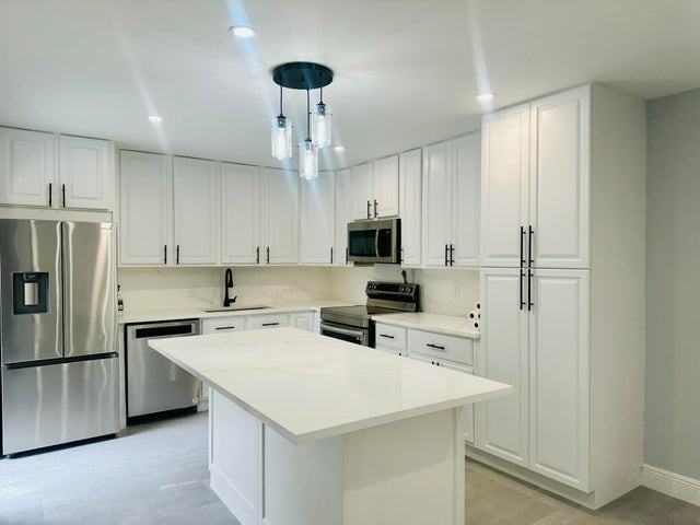 403 4th Lane - Photo 6 of 8