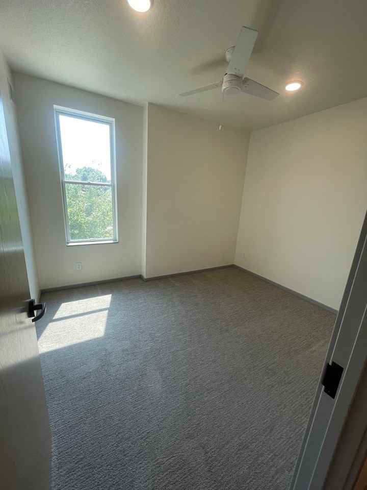 STP Group, LLC (ROK) - Photo 3 of 27