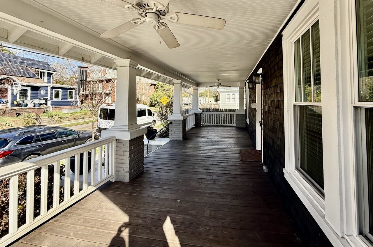 107 W Geer St #1 - Photo 4 of 50