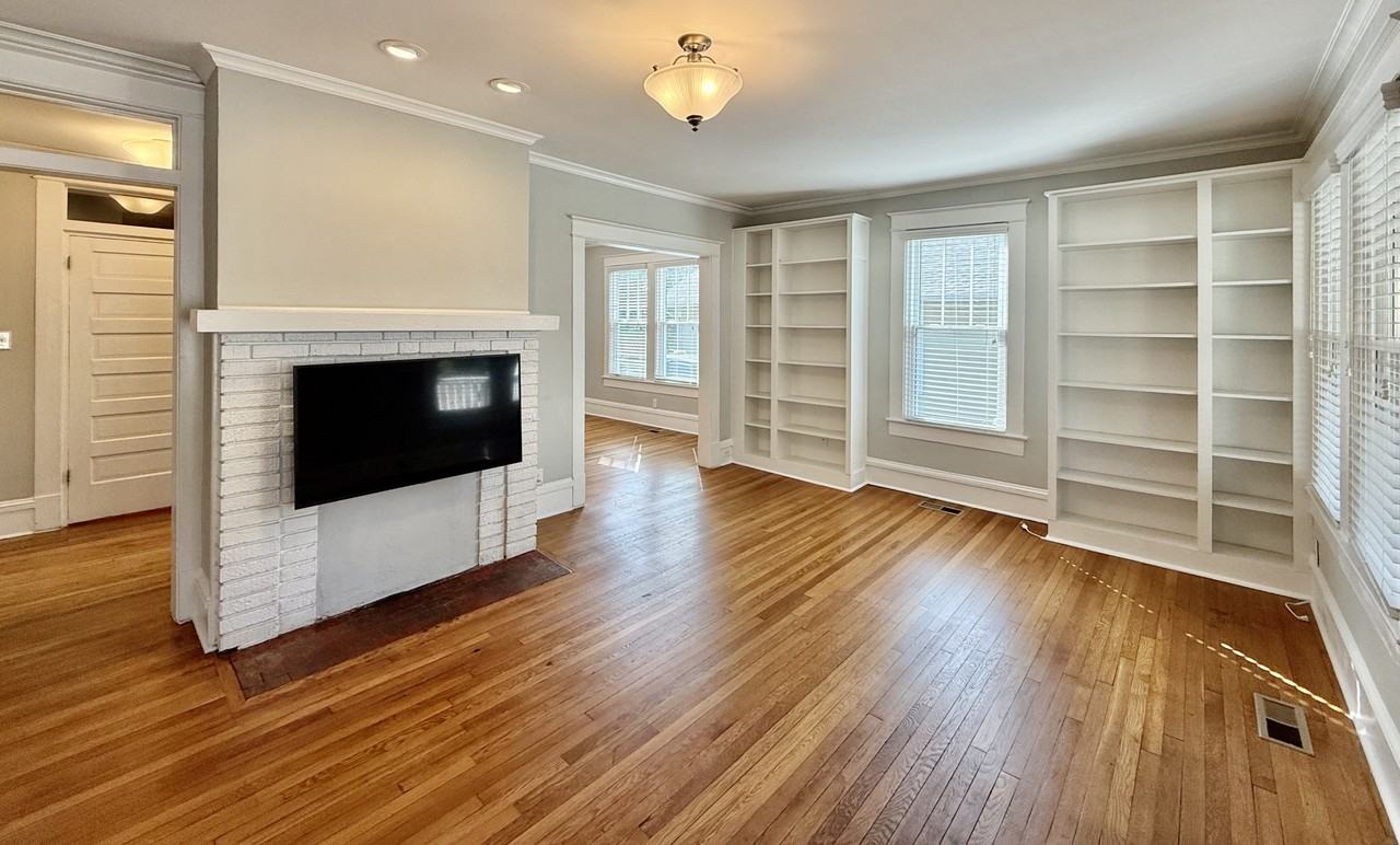 107 W Geer St #1 - Photo 7 of 50