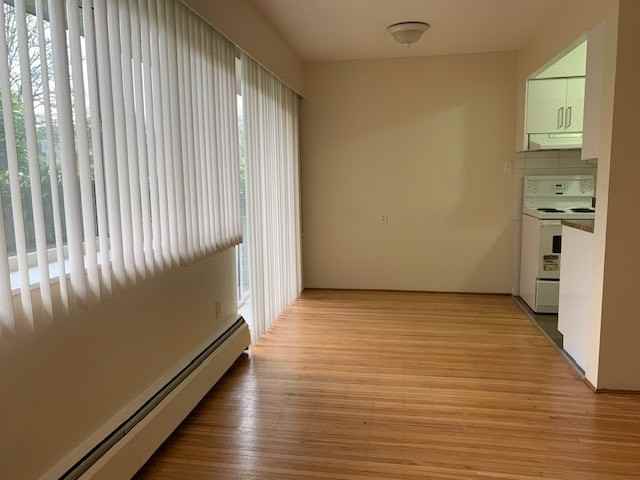 Brooks Manor - Photo 6 of 17