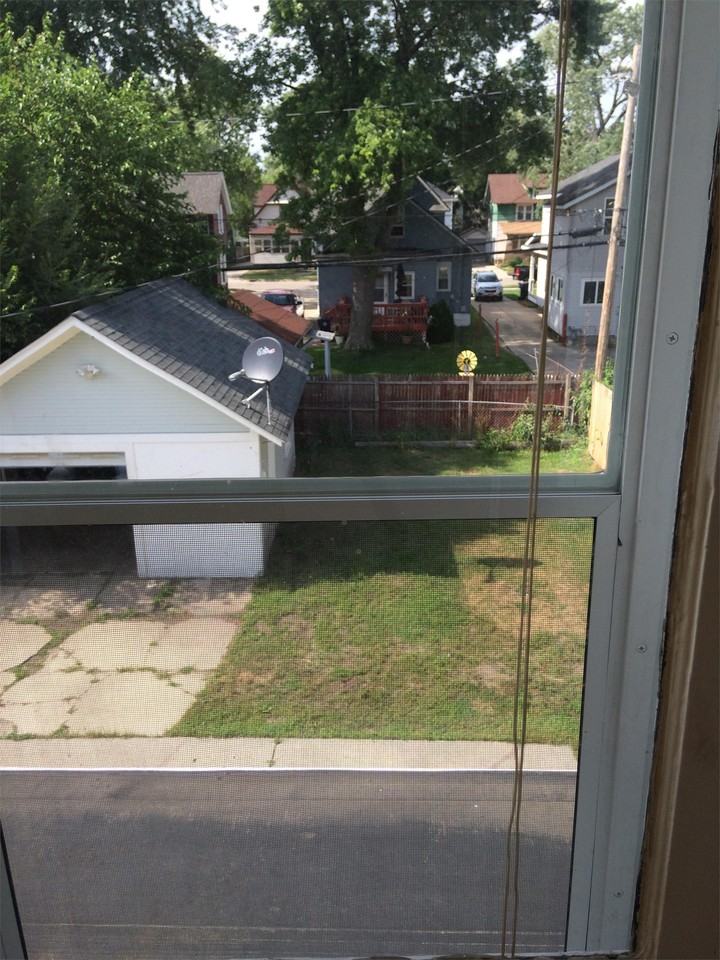 85 E 16th St #2 - Photo 6 of 14