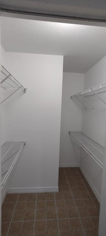 6940 Nw 179th St #1 - Photo 7 of 22