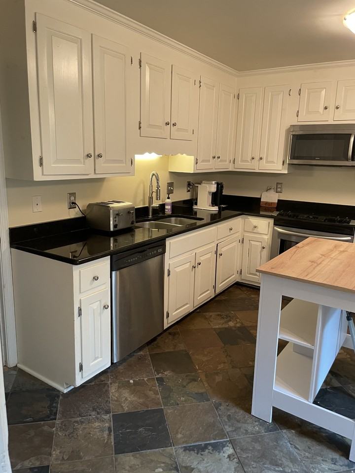 620 Montour Dr #1 - Photo 4 of 14