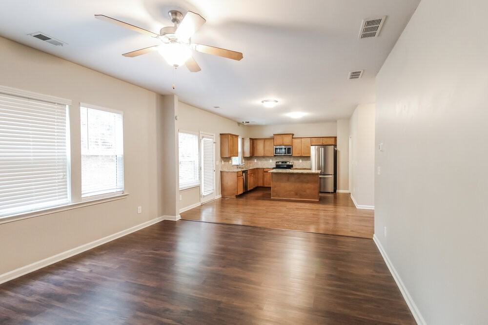 414 Darbys Run Ct - Photo 4 of 17