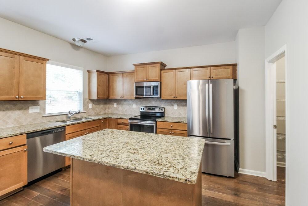 414 Darbys Run Ct - Photo 7 of 17